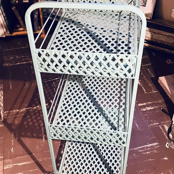Moving soon!! Urban Outfitters Green 3-tier Langley Metal Rolling Storage Cart - Picture 5 of 13